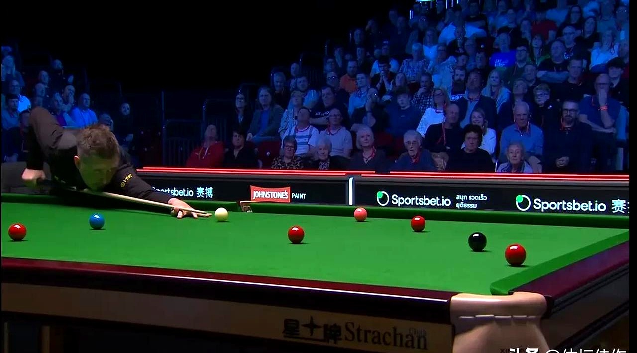 半岛体育登入-欧预赛豪强对决：谁主沉浮一雪前耻